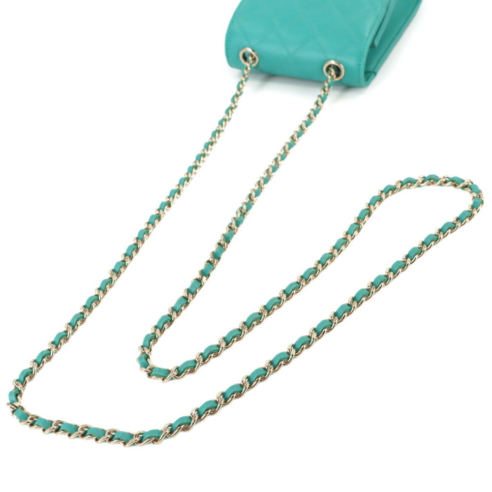 CHANEL Green Leather Shoulder Bag - Picture 6 of 10